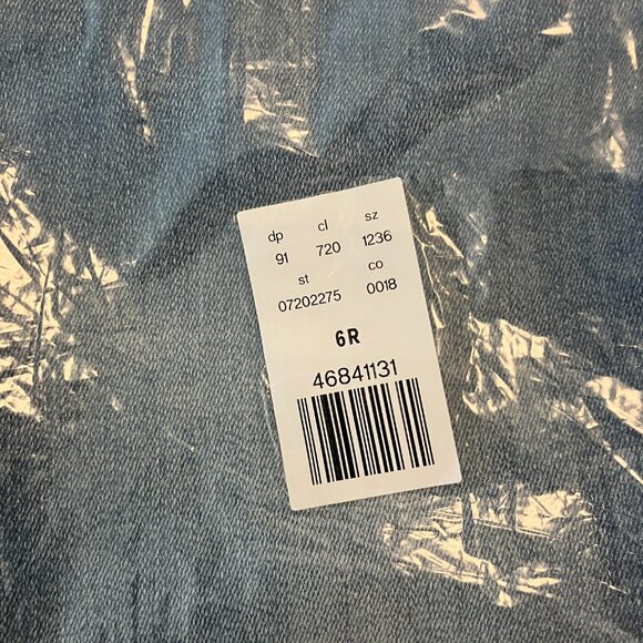 NWT Express High Waisted Light Wash '90s Slim Jeans Hyper Stretch 07202275 - Picture 7 of 10